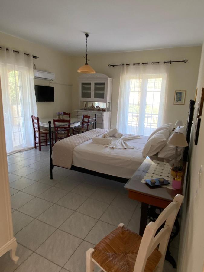 Studio Fofo Villa Marifay Psifia Extérieur photo